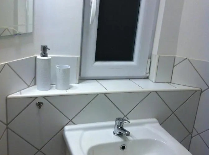 Downtown W18 شقة *