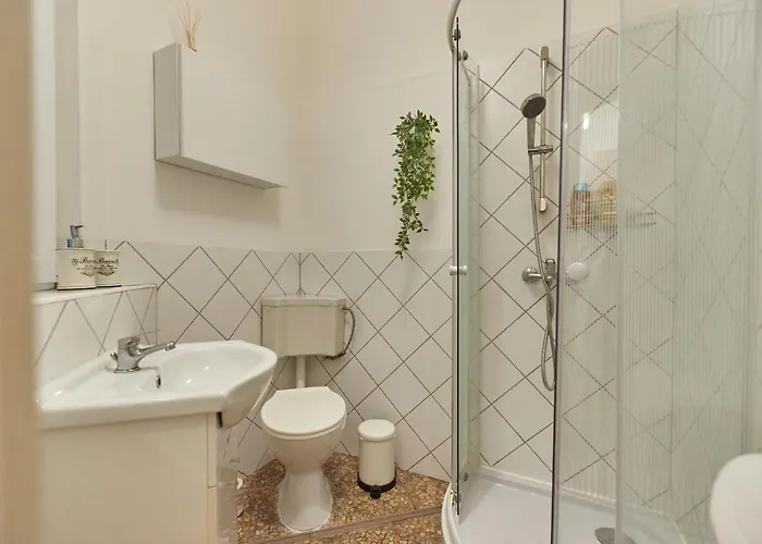 Downtown W18 * بودابست