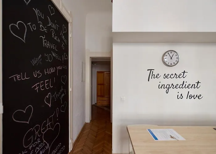 Downtown W18 شقة *