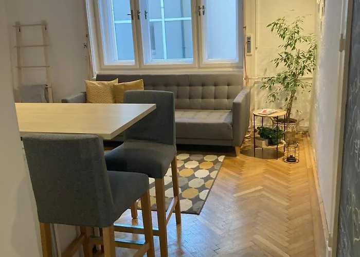 Downtown W18 بودابست